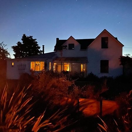 Ashley Villa Bnb Такака Екстериор снимка