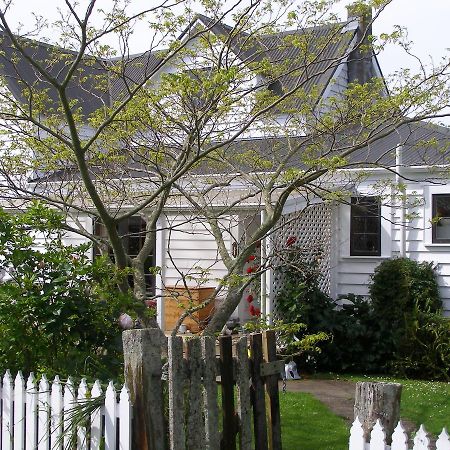 Ashley Villa Bnb Такака Екстериор снимка