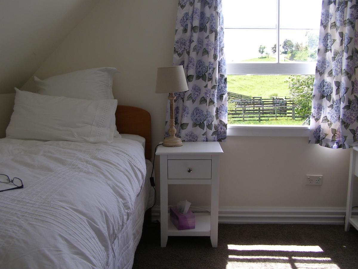 Ashley Villa Bnb Такака Екстериор снимка